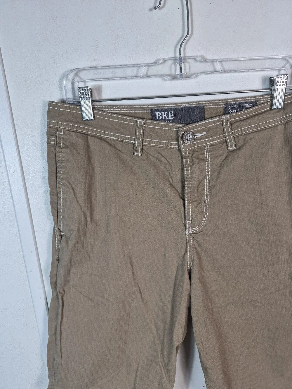 BKE Men's Standard Fit Shorts Tan Size 30 Waist